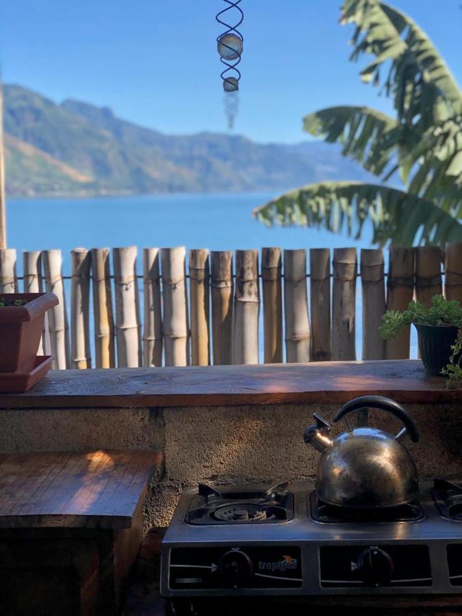 Kawoq Guesthouse San Pedro La Laguna Exteriör bild