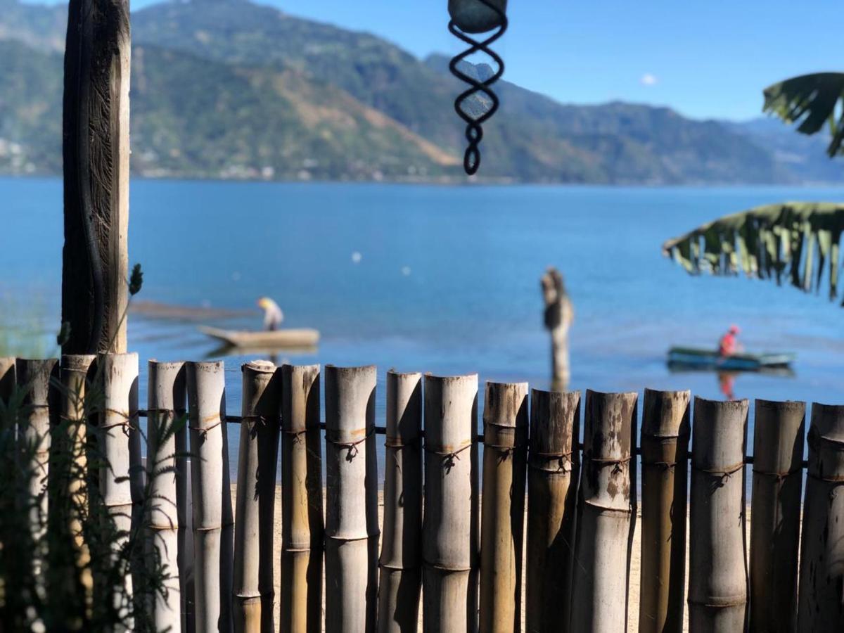 Kawoq Guesthouse San Pedro La Laguna Exteriör bild