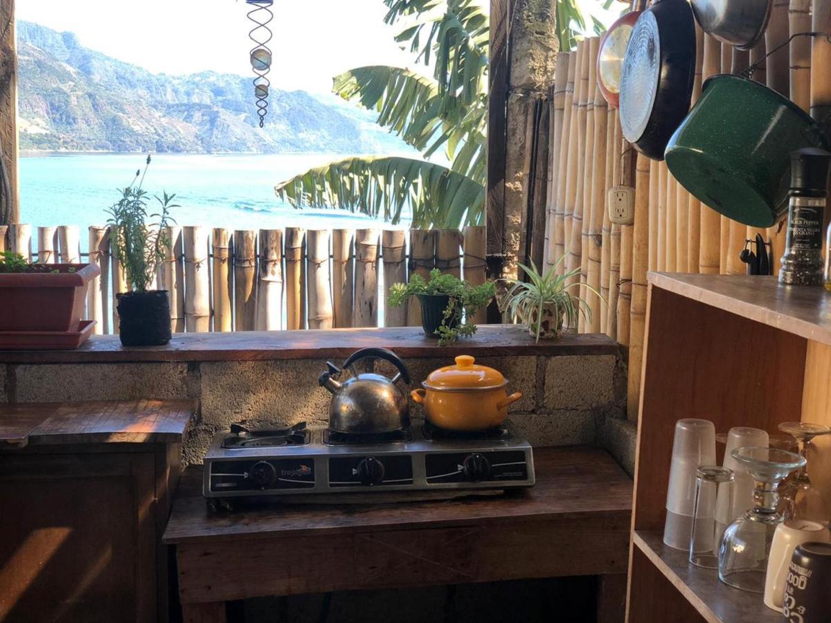 Kawoq Guesthouse San Pedro La Laguna Exteriör bild