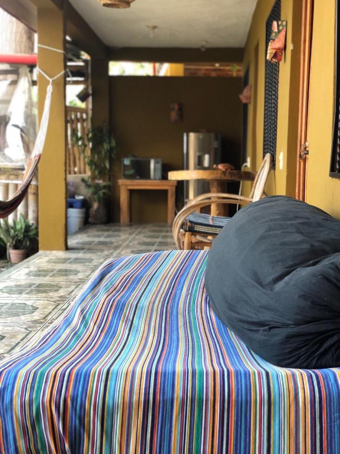 Kawoq Guesthouse San Pedro La Laguna Exteriör bild