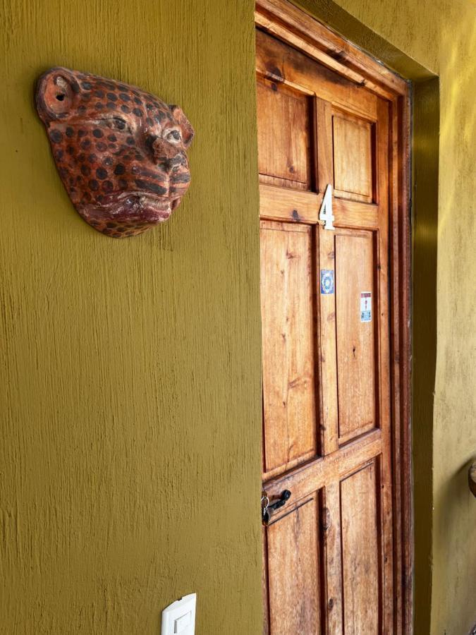Kawoq Guesthouse San Pedro La Laguna Exteriör bild